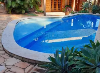 Casa Sobrado à venda com Piscina, 4 suítes 5 vagas Jd. Canadá