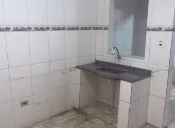 Terreno á venda no Jardim Mirian, 250m² com 3 casas construídas