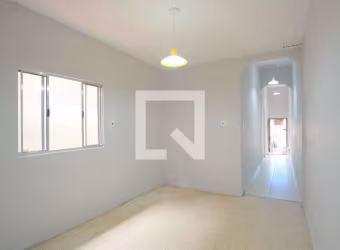 Casa à Venda - Penha de França, 2 Quartos,  65 m2