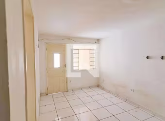 Casa à Venda - Jardim Éster Yolanda, 2 Quartos,  100 m2