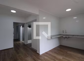 Casa à Venda - Vila Ema, 2 Quartos,  125 m2