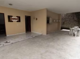 Casa com 2 quartos à venda na Bairro Vila Verde, 8204, Vale Verde, Porto Seguro, 228 m2 por R$ 450.000