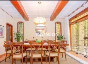 Sobrado com 4 dormitórios à venda, 439 m² por R$ 4.850.000,00 - Alto de Pinheiros - São Paulo/SP
