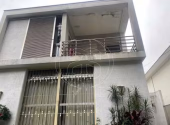 Sobrado á venda com 600m²