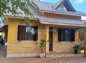Casa com 4 quartos à venda na Rua Recife, 32, Mathias Velho, Canoas, 160 m2 por R$ 530.000