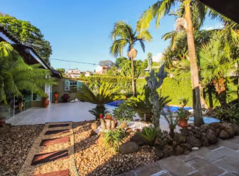 Casa com 3 quartos à venda na Rua Humberto de Campos, 303, Santo Afonso, Novo Hamburgo, 195 m2 por R$ 689.000