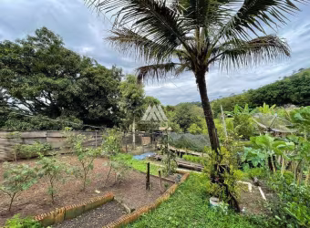 Vendo sítio em Itaúna em área rural com excelente localização!
