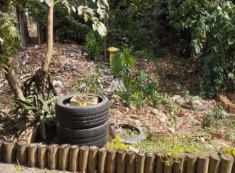 Vendo chácara em Itaúna com ótima localização!
