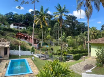 Chácara com 3 dormitórios à venda, 1200 m² por R$ 980.000,00 - Amparo - Nova Friburgo/RJ