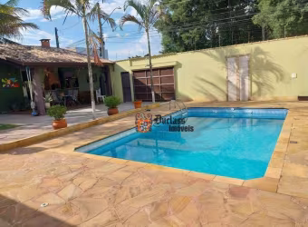 Chácara com 2 dormitórios à venda, 900 m² por R$ 950.000 - Granja Bela Vista - Taubaté/SP