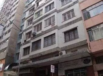 Apartamento no Centro Histórico ,2 dormitórios,desocupado