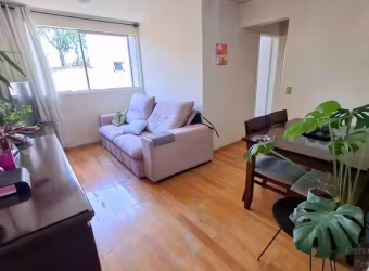Apartamento 03 quartos c/suíte, elevador, vaga coberta no bairro Portão em Curitiba PR