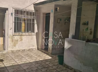 Casa com 2 dormitórios à venda, 120 m² por R$ 600.000,00 - Vila Matias - Santos/SP