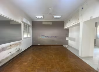 Casa Comercial em Alto da Lapa com 391m² - 5 Vagas