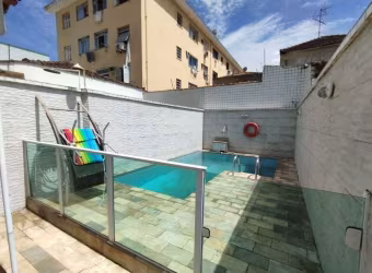 Casa com 3 dormitórios à venda, 236 m² por R$ 1.600.000,00 - Campo Grande - Santos/SP