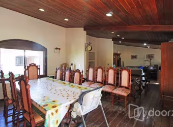 Casa com 4 quartos à venda na Rua Capitão Pedro Werlang, 159, Partenon, Porto Alegre, 458 m2 por R$ 970.000