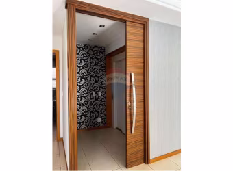 Apartamento com  3 suítes na Av. João Fiúsa