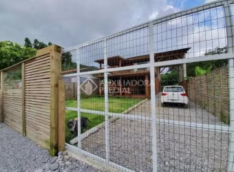 Casa com 3 quartos à venda na SERVIDAO MAURA LINO BENEDET, 309, Ressacada, Garopaba, 600 m2 por R$ 905.000