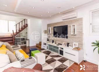 Casa com 3 quartos à venda na Rua Manoel Bandeira, 335, Jardim Itu Sabará, Porto Alegre, 220 m2 por R$ 950.000