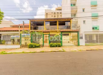 Casa com 3 quartos à venda na Rua Atanásio Belmonte, 415, Boa Vista, Porto Alegre, 300 m2 por R$ 950.000