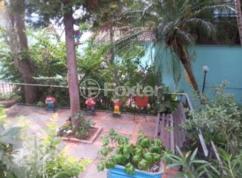 Casa com 4 quartos à venda na Rua Conde da Figueira, 667, Vila Jardim, Porto Alegre, 427 m2 por R$ 1.700.000