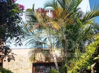 Casa com 3 quartos à venda na Rua Jacundá, 492, Guarujá, Porto Alegre, 189 m2 por R$ 550.000