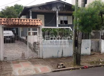 Terreno à venda na Rua Ibirubá, 222, Cavalhada, Porto Alegre, 300 m2 por R$ 600.000