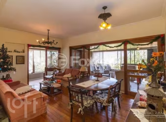 Apartamento com 3 quartos à venda na Rua Faria Santos, 253, Petrópolis, Porto Alegre, 137 m2 por R$ 1.200.000