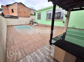 Casa com 3 quartos à venda na Rua Humberto de Campos, 630, Partenon, Porto Alegre, 150 m2 por R$ 1.800.000