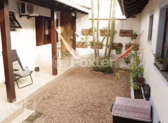 Casa com 3 quartos à venda na Rua Pedro Vergara, 23, São José, Canoas, 80 m2 por R$ 419.000