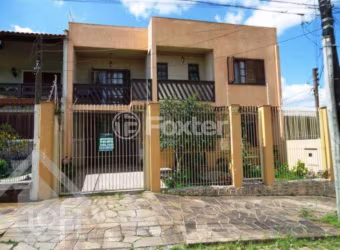 Casa com 5 quartos à venda na Rua Orlando Silva, 266, Jardim Leopoldina, Porto Alegre, 335 m2 por R$ 570.000