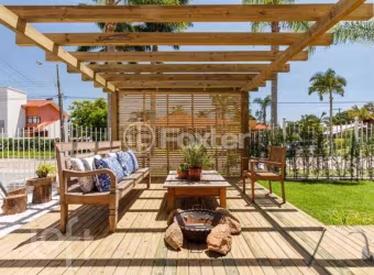 Casa com 5 quartos à venda na Avenida dos Coqueiros, 667, Daniela, Florianópolis, 383 m2 por R$ 2.200.000