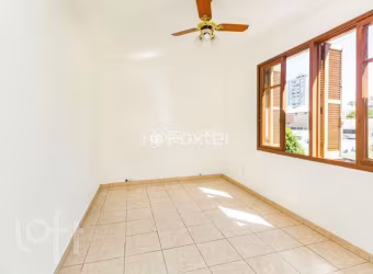 Apartamento com 2 quartos à venda na Rua Dona Eugênia, 504, Santa Cecília, Porto Alegre, 89 m2 por R$ 270.000