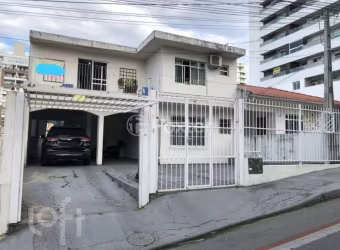 Casa com 6 quartos à venda na Rua Manoel Loureiro, 215, Barreiros, São José, 259 m2 por R$ 1.000.000