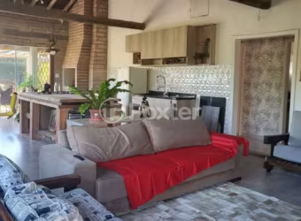 Casa em condomínio fechado com 3 quartos à venda na Estrada Rancho Alegre, 632, Águas Claras, Viamão, 170 m2 por R$ 640.000