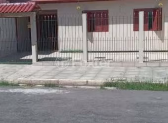 Casa com 3 quartos à venda na Travessa Piratini, 34, Vila Jardim América, Cachoeirinha, 200 m2 por R$ 325.000