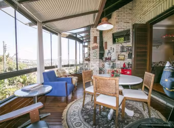 Casa em condomínio fechado com 4 quartos à venda na Rua Erechim, 100, Teresópolis, Porto Alegre, 331 m2 por R$ 1.050.000