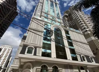 Apartamento 4 dormitórios à venda Centro Balneário Camboriú/SC