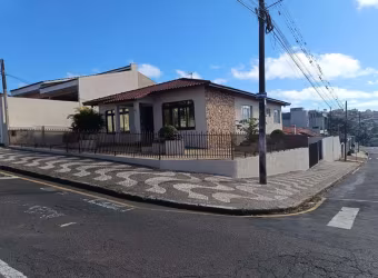Casa Residencial com 3 quartos  à venda, 308.00 m2 por R$850000.00  - Olarias - Ponta Grossa/PR
