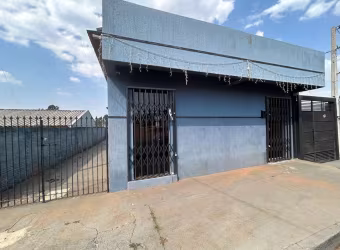 Casa Residencial com 5 quartos  à venda, 200.00 m2 por R$430000.00  - Uvaranas - Ponta Grossa/PR