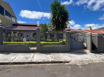 Casa Residencial com 4 quartos  para alugar, 663.70 m2 por R$6750.00  - Uvaranas - Ponta Grossa/PR