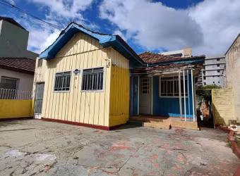 Casa Residencial com 3 quartos  para alugar, 70.00 m2 por R$1050.00  - Olarias - Ponta Grossa/PR
