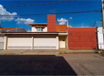 Casa à venda em Jundiaí, Jardim das Samambaias, com 3 quartos, 348m²