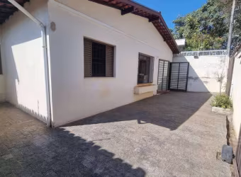 Casa a Venda bairro Nova Campinas. Localização privilegiada na região Oba e Colégio Coração de Jesus