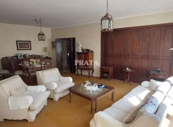 GONZAGA SANTOS 4 DORMITÓRIOS 1 VAGA DE GARAGEM PRÓXIMO À PRAIA