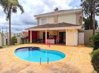 Casa Comercial à Venda de 03 Suítes no Bairro Alto da Boa Vista em Ribeirão Preto com Piscina.