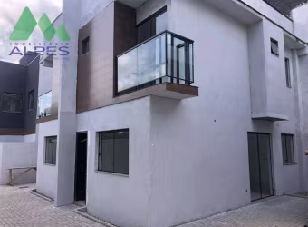 Sobrado com 2 dormitórios à venda, 69 m² por R$ 360.000,00 - Alto Boqueirão - Curitiba/PR