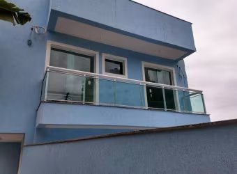 Casa Triplex com 3 quartos e 1 suíte na Estrada do Bananal