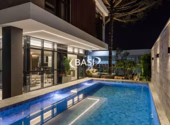 Apartamento duplex novo com 3 suítes e 3 vagas