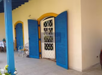 Casa com 3 quartos à venda no Balneário Tupy, Itanhaém  por R$ 650.000